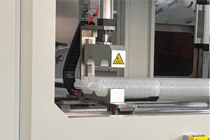 O que é um adaptador/conector de extremidade para cartucho de filtro plissado?