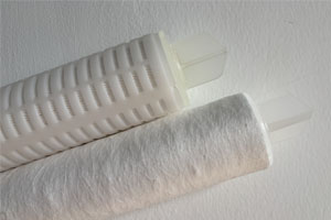 Tecido Melt-Blown vs. Tecido Plissado: Como Escolher a Linha de Produção Certa para Sua Fábrica