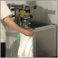 Máquina de rebitagem/pregagem de molduras de filtros de ar